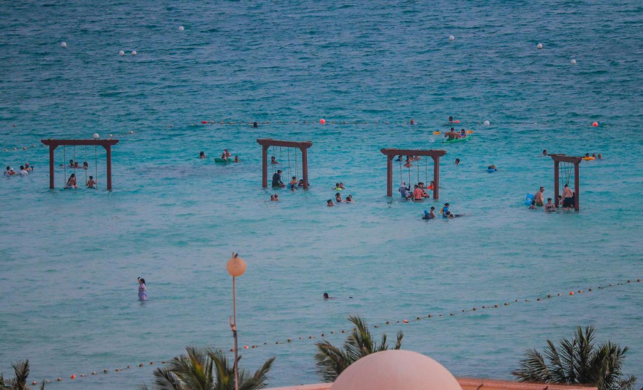 Bay La Sun Hotel And Marina - Emaar King Abdullah Economic City Exterior foto The beach at the Dead Sea