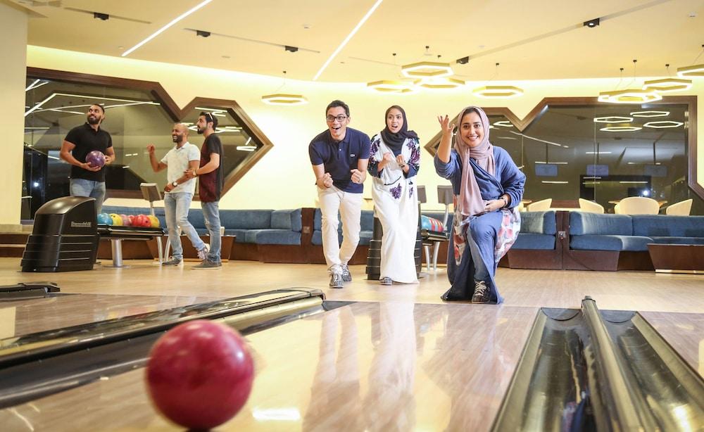 Bay La Sun Hotel And Marina - Emaar King Abdullah Economic City Exterior foto Bowling at the Grand Millennium Hotel, Tehran